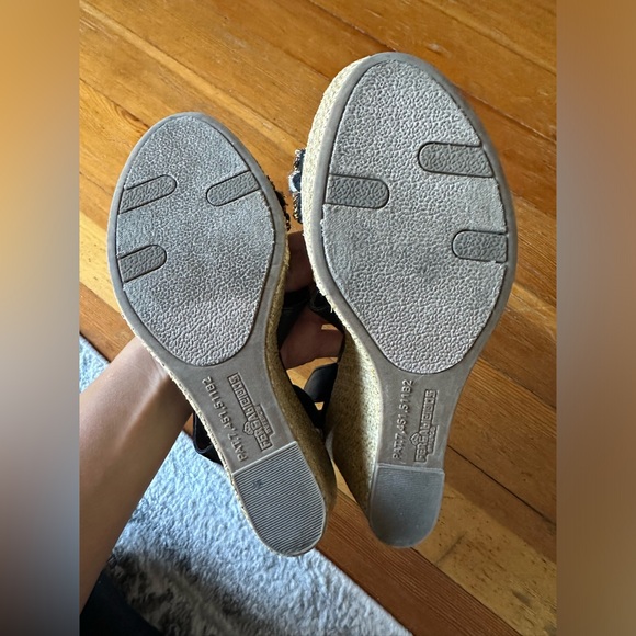 NWOT Fergalicious wedges - Picture 9 of 13